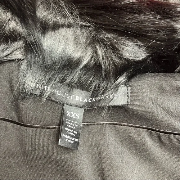 ⭐️NEW⭐️White House Black Market (WHBM) Black Faux Fur Vest - Picture 7 of 10